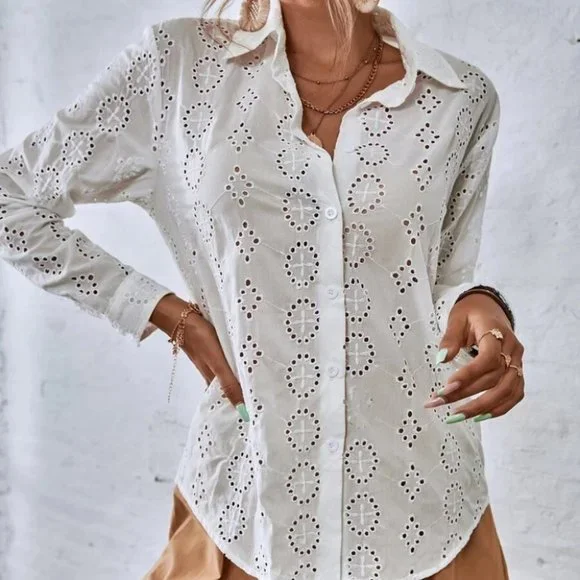 Embroiderd Button Down Blouse top white - Picture 2 of 6